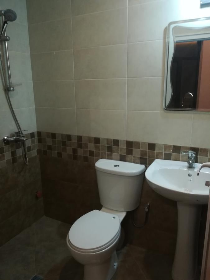 La'Rooms Koetaisi Buitenkant foto